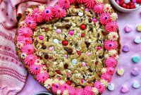 Valentine’s Cookie Cake Recipe: Heart-Shaped Dessert for Two