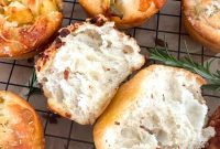 Sourdough Focaccia Muffins for Sharing: Crispy, Airy Bites
