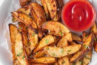 Crispy Air Fryer Potato Wedges Recipe