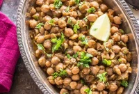 Slow Cooker Chana Masala Recipe — Creamy Chickpea Curry for Dinner