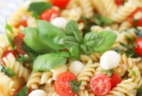 Caprese Pasta Salad Recipe: Fresh Tomato, Basil & Mozzarella
