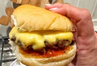 Sizzle Burgers by Busia: Classic Flame-Grilled Burger Recipes