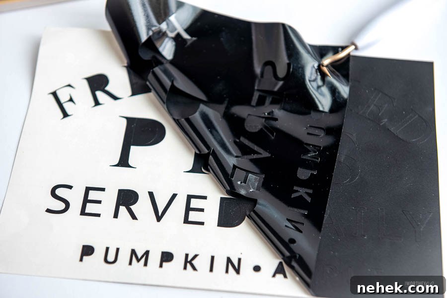 Fresh-Baked Pie Sign Ideas Made with Cricut Machines 8 fall projects with your Cricut