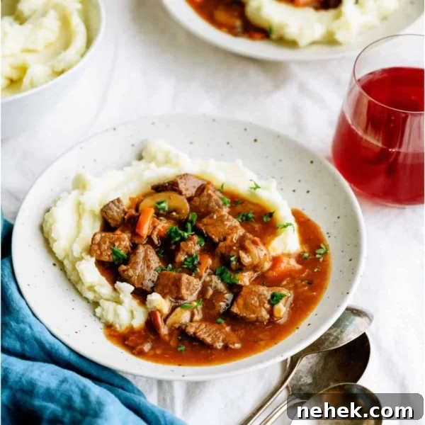 slow cooker beef bourguigon