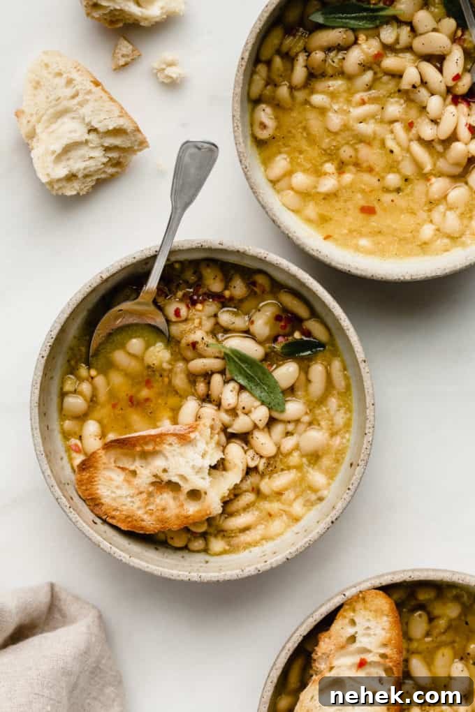 cannellini beans in broth with crusty bread