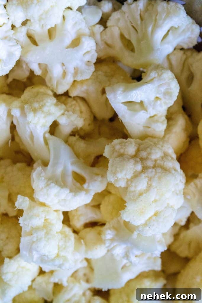 Loaded Cauliflower Casserole Recipe: Cheesy Bacon & Veggie Bake 6 Loaded Cauliflower Casserole cauliflower