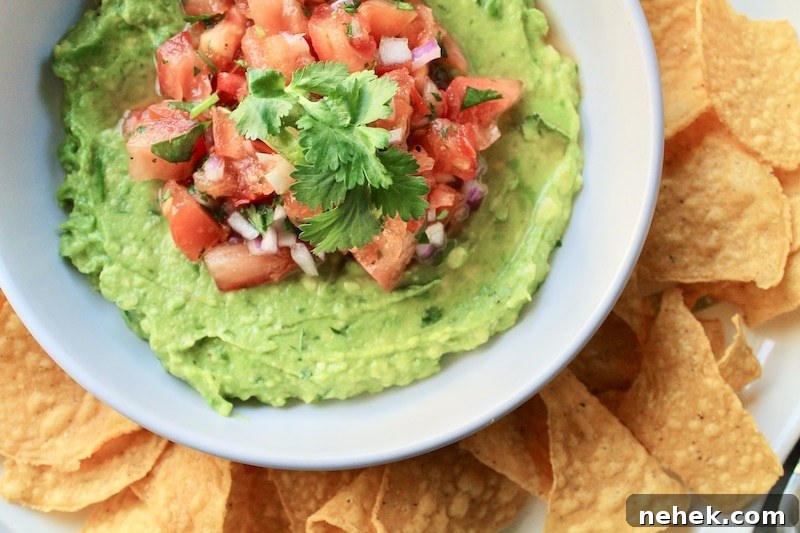 Zippy Guacamole with Fresh Pico de Gallo Topping 4 guacamole recipe with salsa