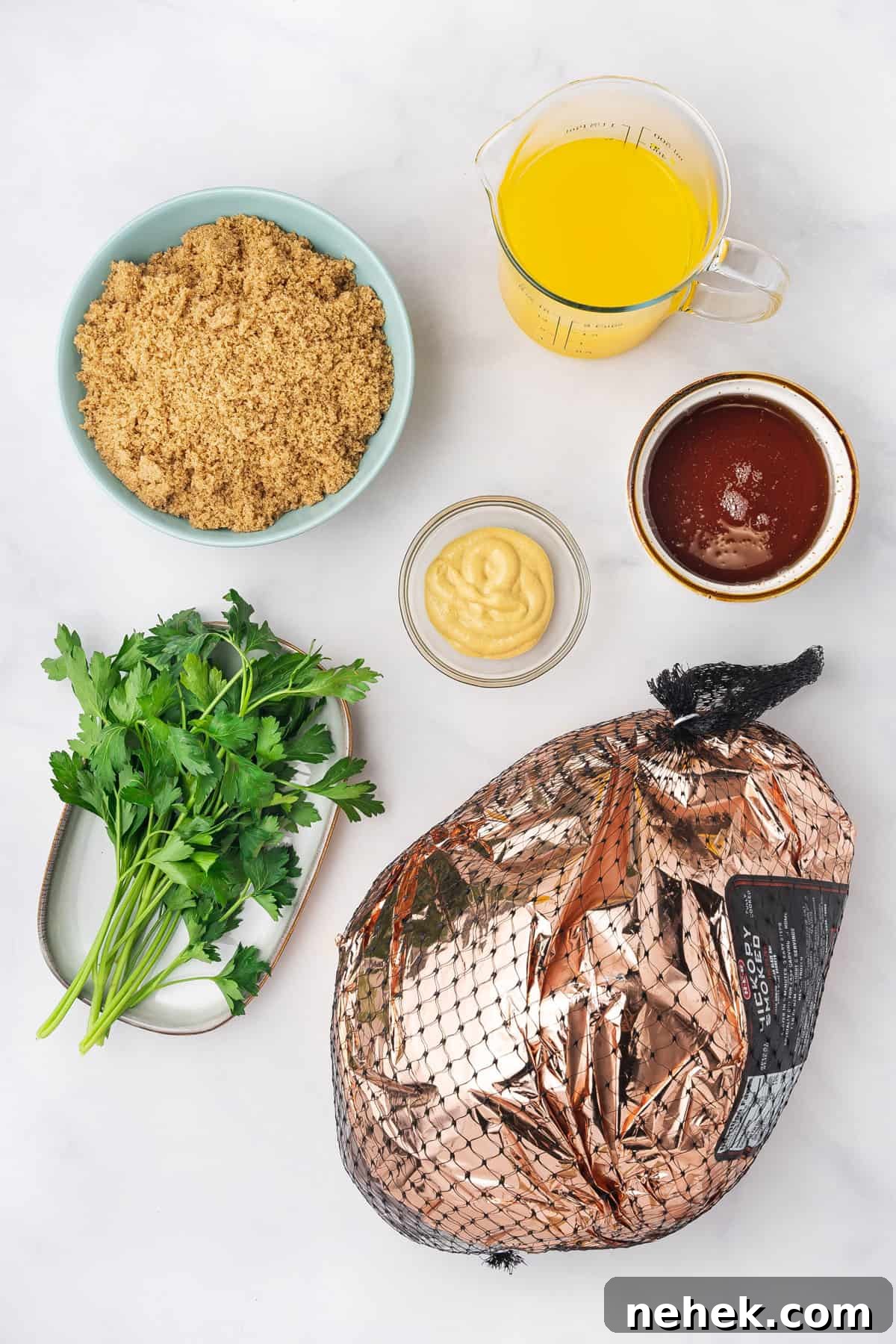 Slow Cooker Honey-Glazed Ham Recipe for Tender, Juicy Results 3 Ingredients needed to make a slow cooker ham.