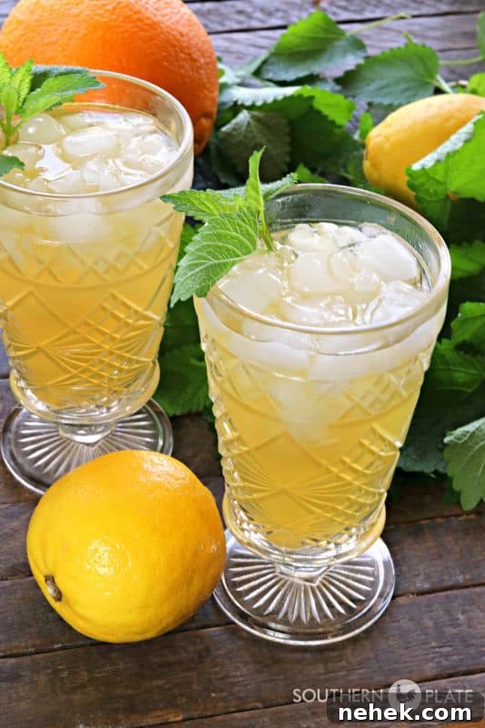 Hawaiian Iced Tea Punch Recipe (Non-Alcoholic) 5 Glasses of Hawaiian Iced Tea Punch