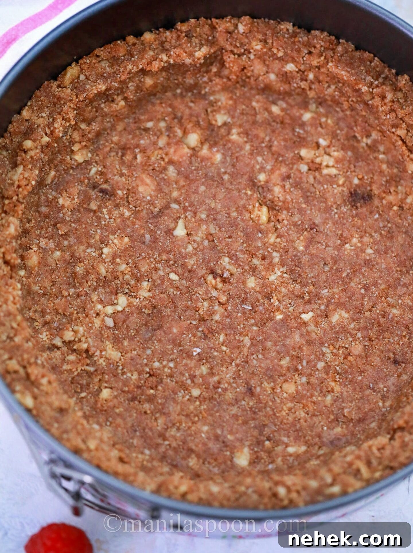crust for  No Bake White Chocolate Raspberry Cheesecake