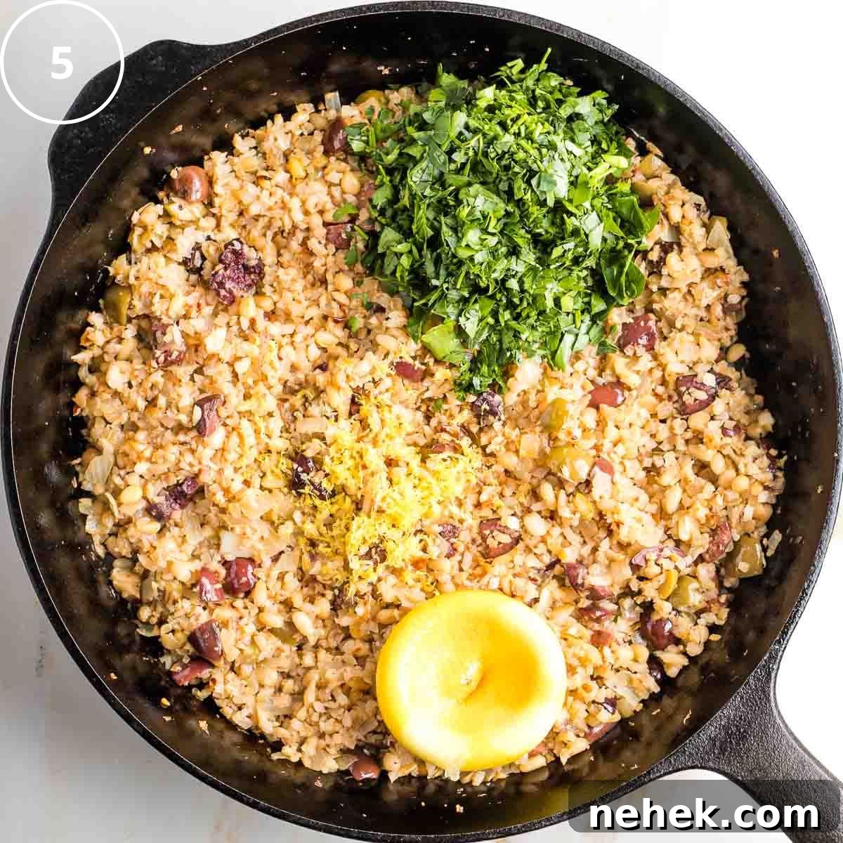 Mediterranean Cauliflower Rice Recipe with Sun‑Dried Tomatoes & Olives 8 img 5072 7