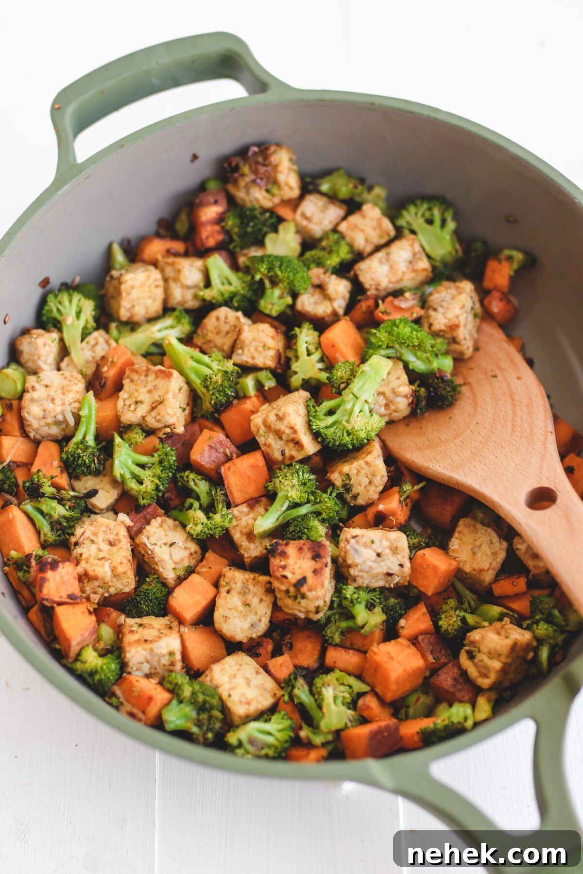 50 Vegan Tofu & Tempeh Recipes for Delicious Plant-Based Meals 4 Tempeh Broccoli Hash Veggiekins