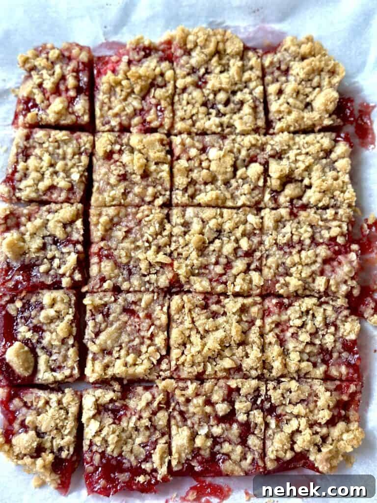 strawberry-lemon crumb bars