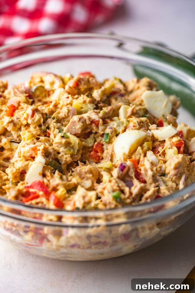 Glass bowl of Spicy Tuna Salad. 