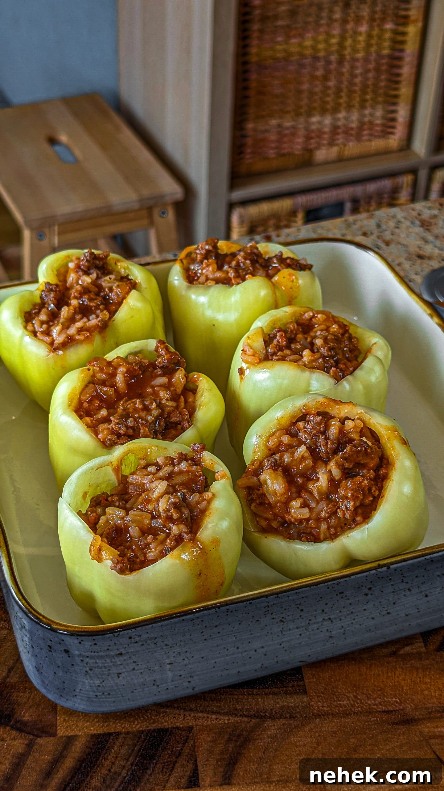 Cheesy Beef and Rice Stuffed Bell Peppers Recipe 11 img 5589 10