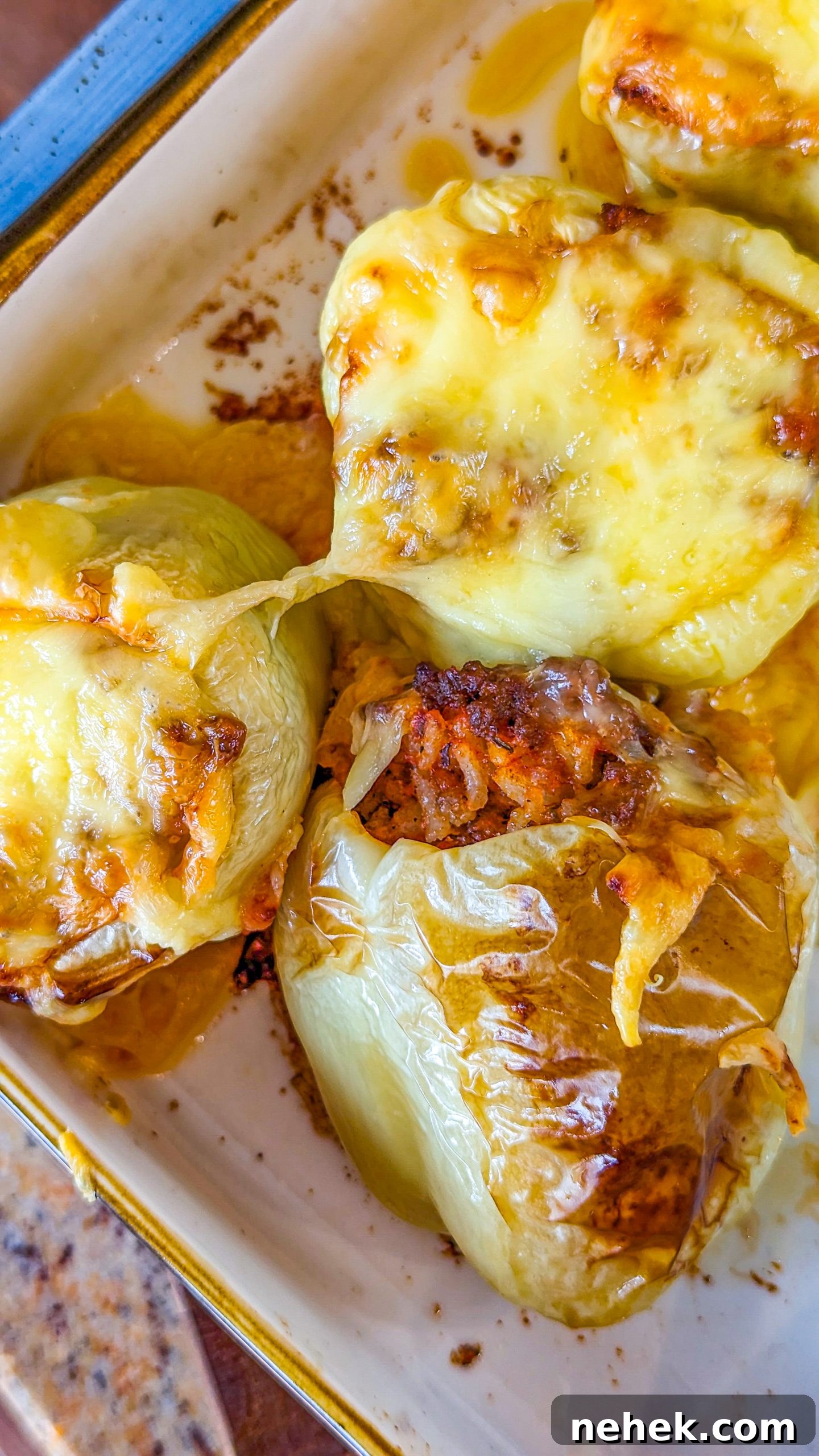 Cheesy Beef and Rice Stuffed Bell Peppers Recipe 13 img 5589 12