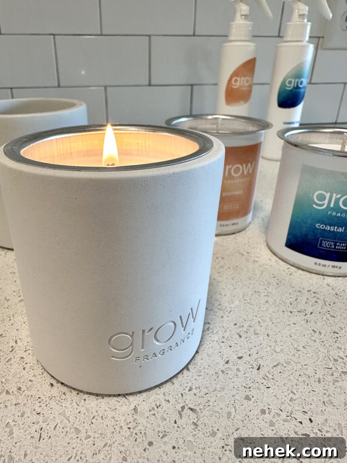 5 Non-Toxic Soy Candle Brands for Natural, Clean Fragrance 2 Grow Candle Reviews on TheFiltery.com