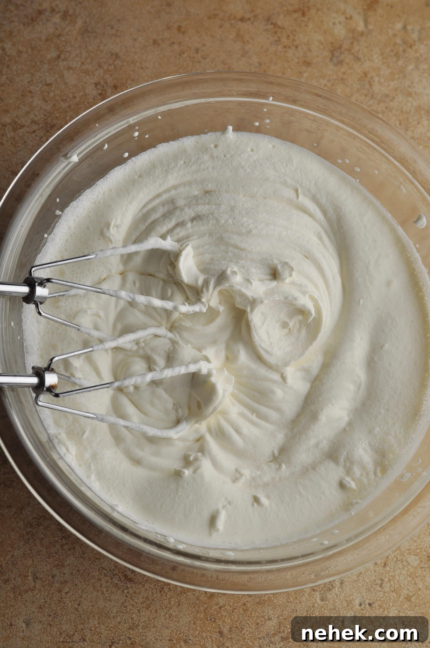 Classic Southern Banana Pudding Recipe 6 Whipping cream